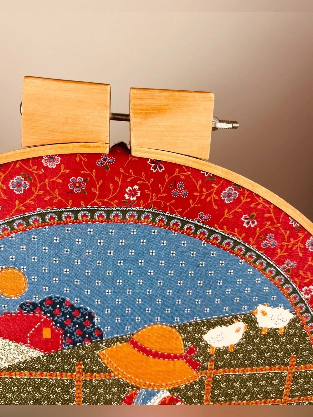 Vintage Sunbonnet Sue Embroidery Hoop Art – FarmGirlFeedingDucks–Folk Farmhouse